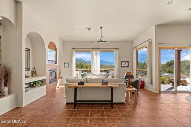 587 E Corte Pasadera Cobrizo, Green Valley, AZ 85614