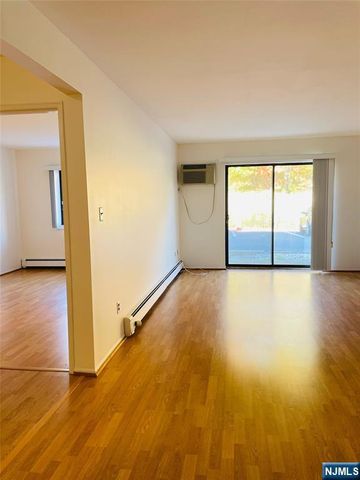 550 Central Avenue 9, Harrison, NJ 07029