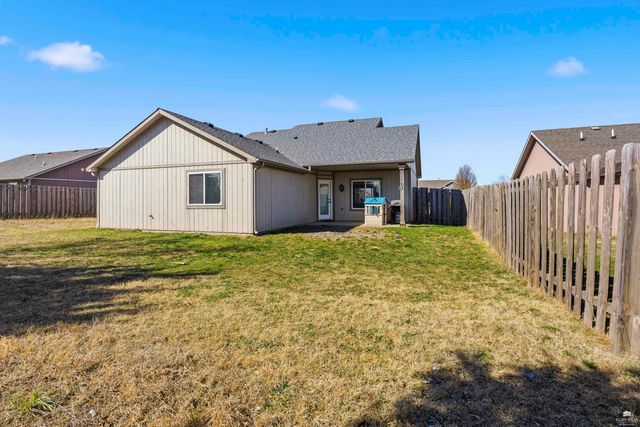 1109 Coyote Drive, Junction City, KS 66441