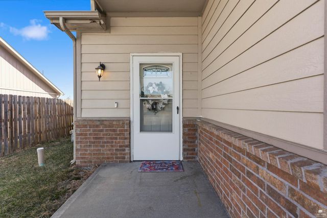 1109 Coyote Drive, Junction City, KS 66441