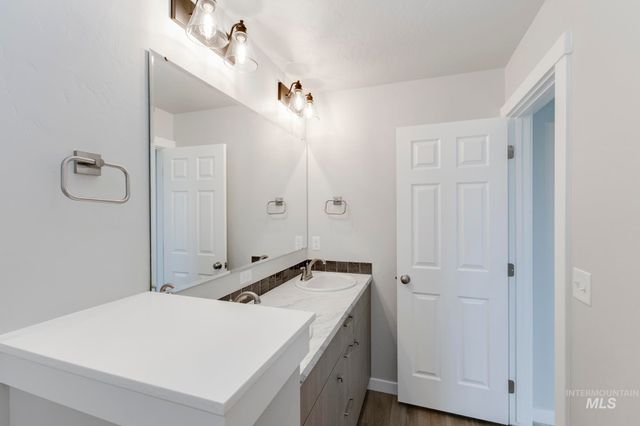 2312 W Opalite Dr, Kuna, ID 83634
