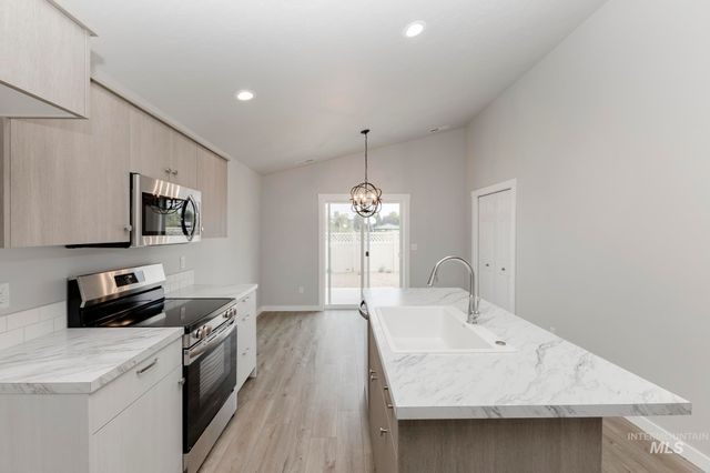 2312 W Opalite Dr, Kuna, ID 83634