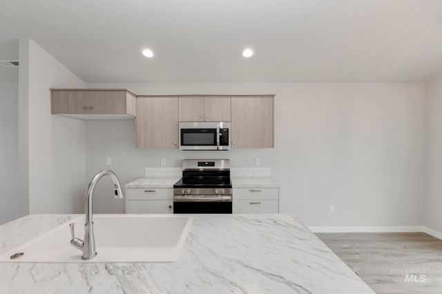 2312 W Opalite Dr, Kuna, ID 83634
