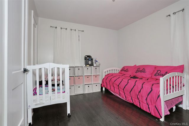 35 Mid Oaks Street, Monroe, NY 10950