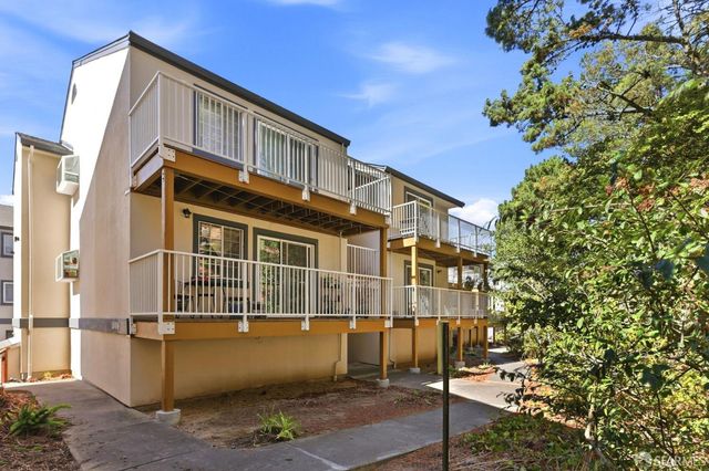 1008 San Antonio Circle 318, Daly City, CA 94014