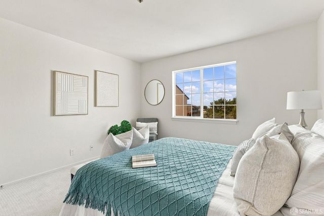 1008 San Antonio Circle 318, Daly City, CA 94014