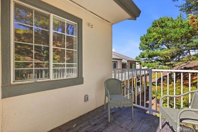 1008 San Antonio Circle 318, Daly City, CA 94014