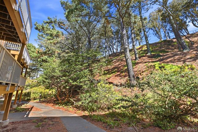 1008 San Antonio Circle 318, Daly City, CA 94014