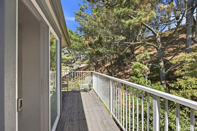 1008 San Antonio Circle 318, Daly City, CA 94014