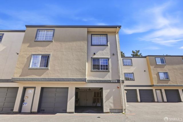 1008 San Antonio Circle 318, Daly City, CA 94014