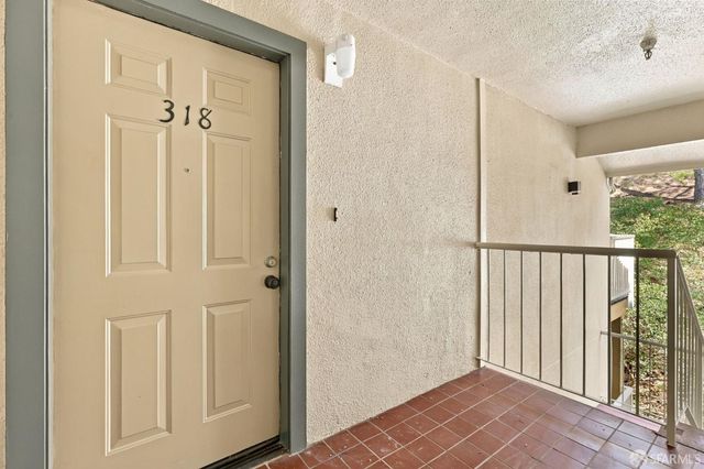 1008 San Antonio Circle 318, Daly City, CA 94014