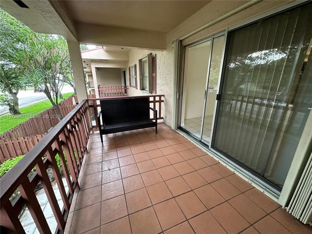 11279 SW 88th Street 210K, Miami, FL 33176