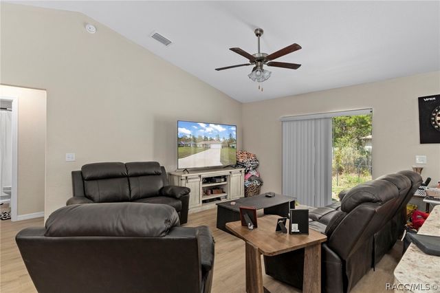 3551 W Burgandy Drive, Citrus Springs, FL 34433