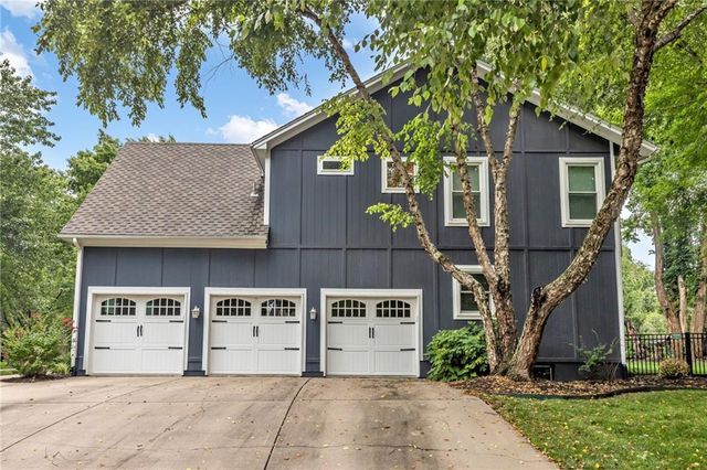 13117 El Monte Street, Leawood, KS 66209