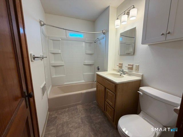 488 South Street First Floor, Bristol, CT 06010