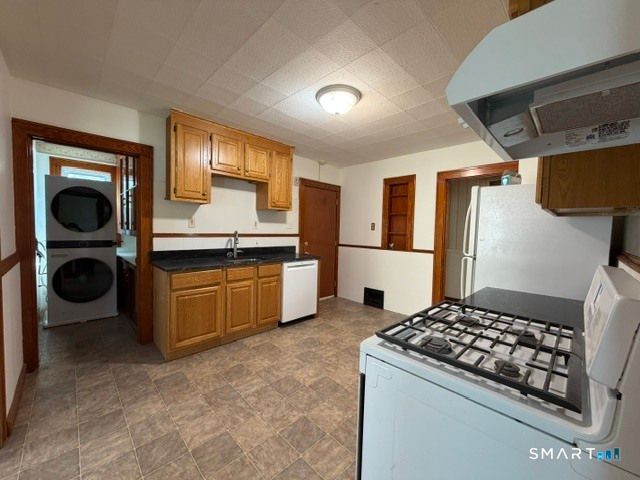 488 South Street First Floor, Bristol, CT 06010