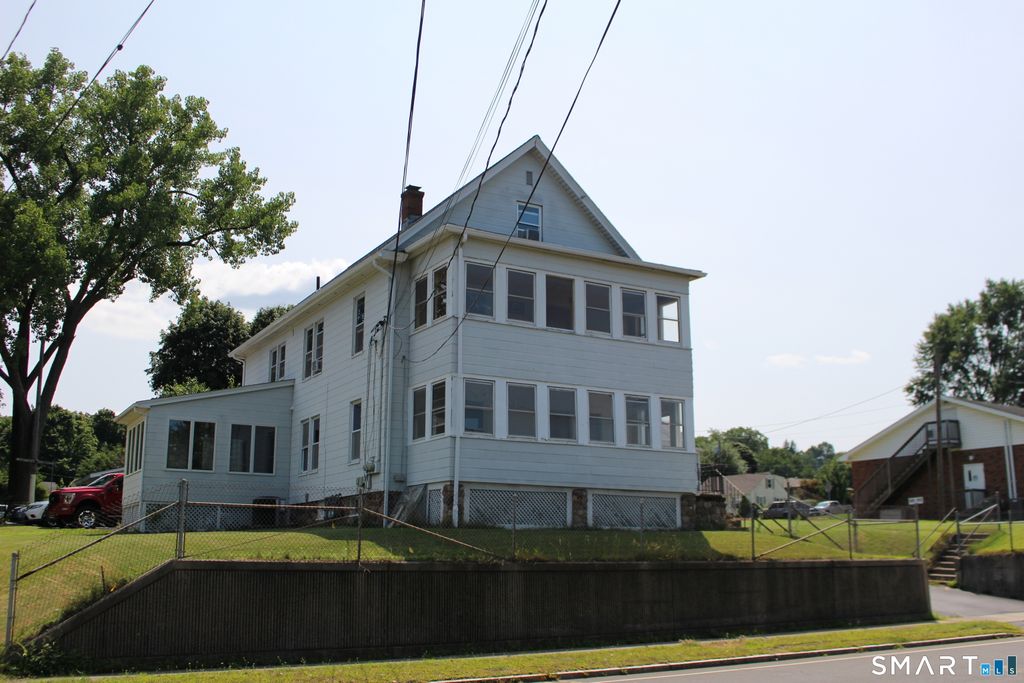 488 South Street First Floor, Bristol, CT 06010