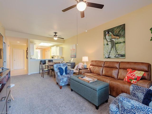 2840 Cypress Trace CIR 1917, Naples, FL 34119