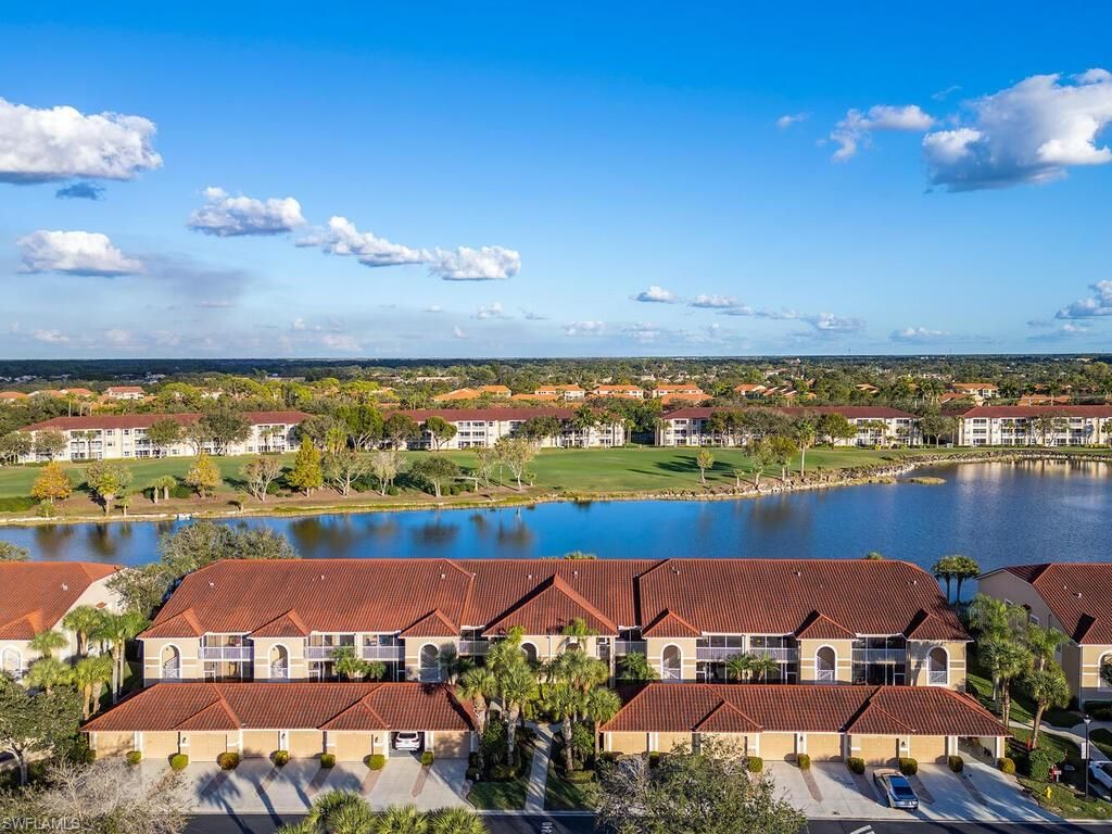 2840 Cypress Trace CIR 1917, Naples, FL 34119