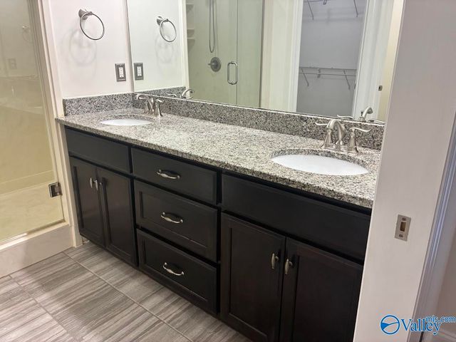 537 W Mossyleaf Drive, Huntsville, AL 35824