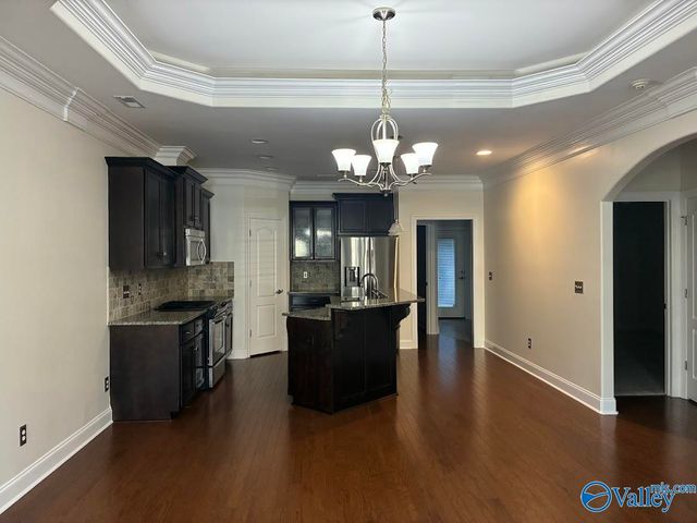 537 W Mossyleaf Drive, Huntsville, AL 35824