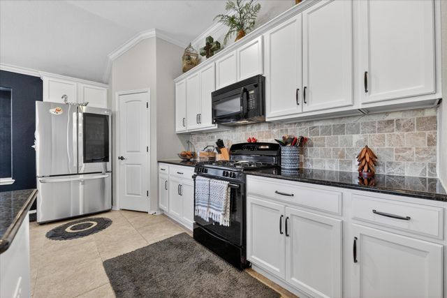 1328 Wysteria Lane, Burleson, TX 76028