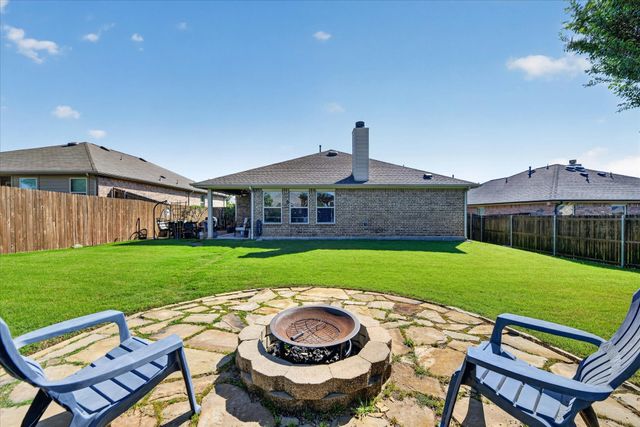 1328 Wysteria Lane, Burleson, TX 76028