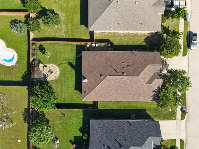 1328 Wysteria Lane, Burleson, TX 76028