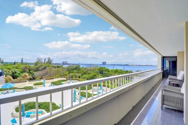 5280 N Ocean Drive 2f, Riviera Beach, FL 33404