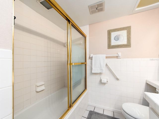 303 WOODLAKE WYNDE, Oldsmar, FL 34677