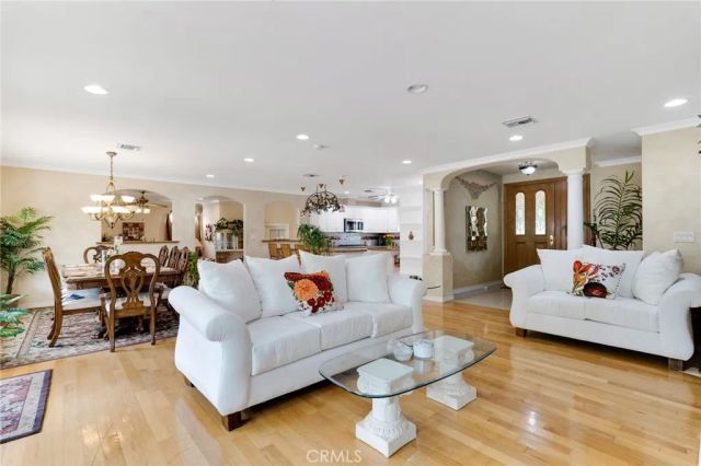 8836 Enfield Avenue, Sherwood Forest, CA 91325