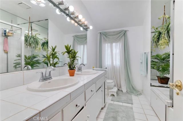 8836 Enfield Avenue, Sherwood Forest, CA 91325