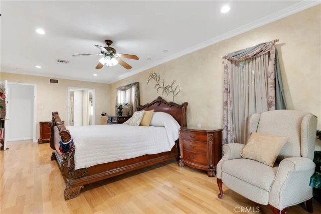 8836 Enfield Avenue, Sherwood Forest, CA 91325