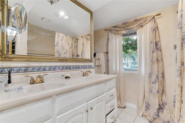 8836 Enfield Avenue, Sherwood Forest, CA 91325