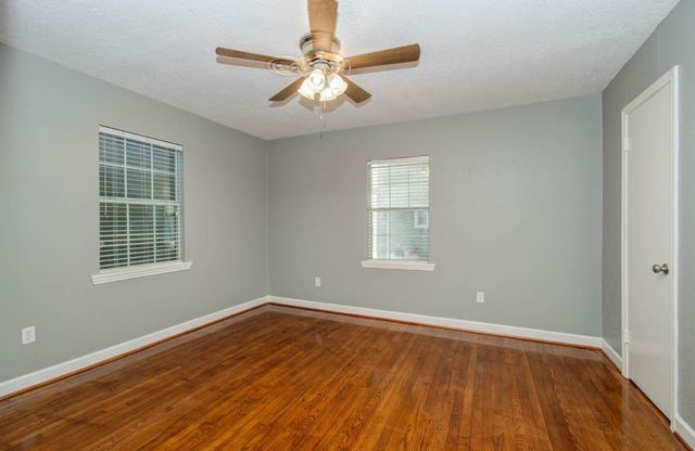 1921 Ojeman Road, Houston, TX 77055