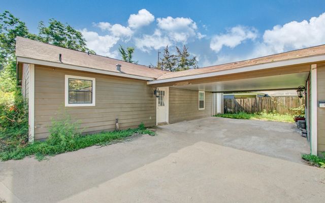 1921 Ojeman Road, Houston, TX 77055