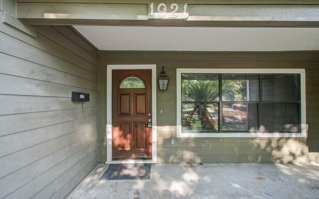 1921 Ojeman Road, Houston, TX 77055