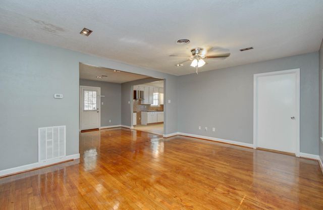 1921 Ojeman Road, Houston, TX 77055