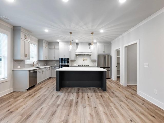 4201 Hosch Reserve Drive, Buford, GA 30519