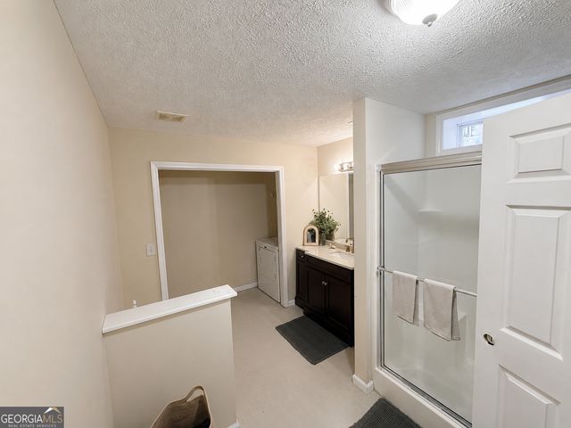 127 Mabry Road, Jackson, GA 30233