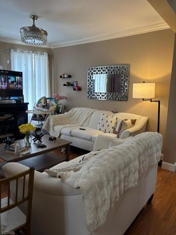 618 E 26Th St, Paterson City, NJ 07504