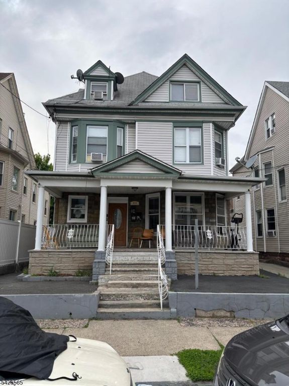 618 E 26Th St, Paterson City, NJ 07504