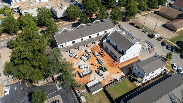 2211 Paul W Bryant, Tuscaloosa, AL 35401