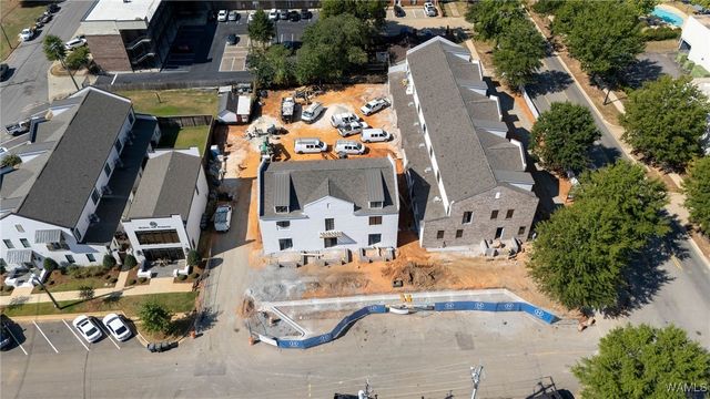 2211 Paul W Bryant, Tuscaloosa, AL 35401