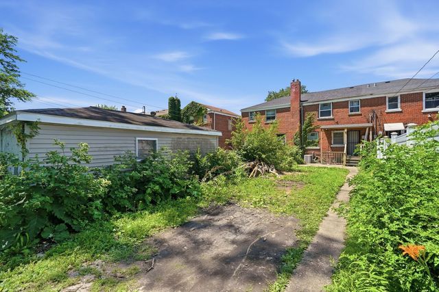 9631 S Jeffery Avenue, Chicago, IL 60617