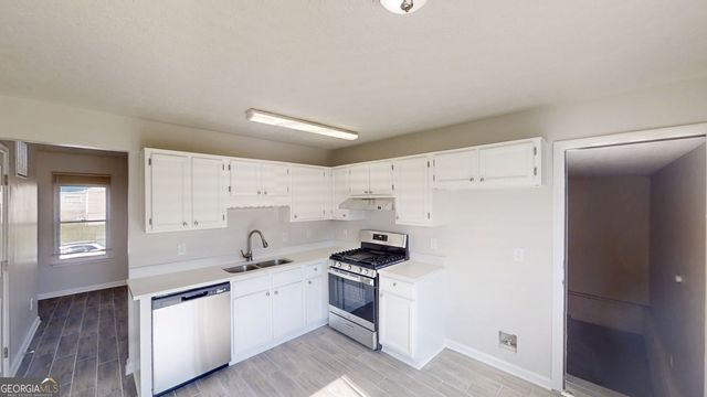 4295 Catalpa Park, Ellenwood, GA 30294