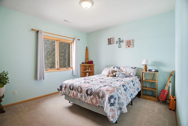 1138 Highpoint Court 33B, New Richmond, WI 54017