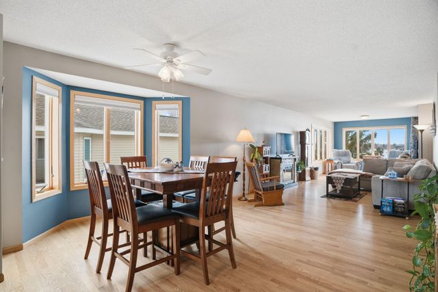 1138 Highpoint Court 33B, New Richmond, WI 54017