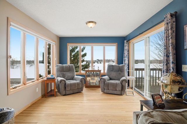 1138 Highpoint Court 33B, New Richmond, WI 54017