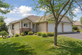 1138 Highpoint Court 33B, New Richmond, WI 54017